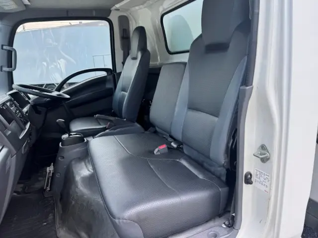いすゞ エルフ TKG-NPR85YN(2WD)の写真41