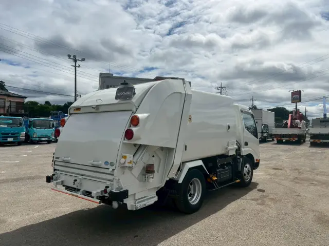 日野 デュトロ TPG-XZU600X(2WD)の写真4