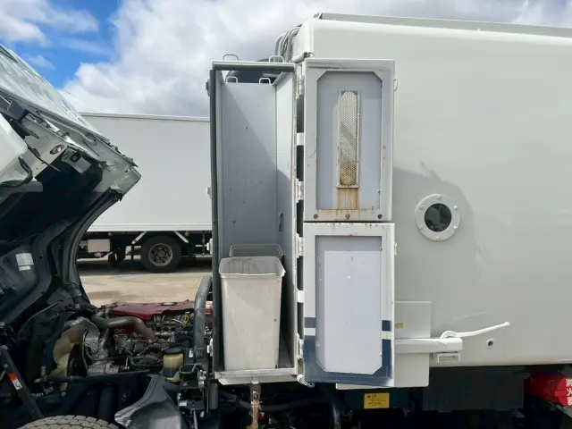 日野 デュトロ TPG-XZU600X(2WD)の写真26