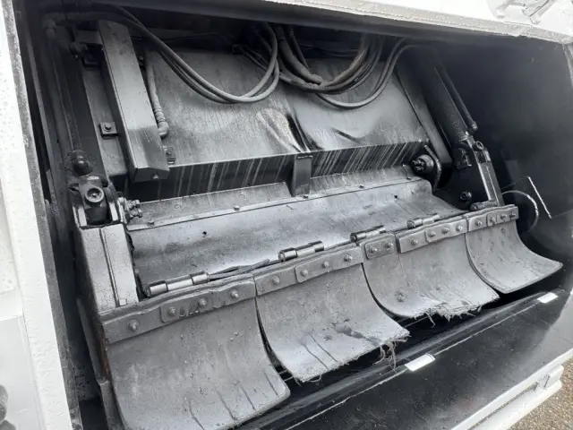 日野 デュトロ TPG-XZU600X(2WD)の写真13