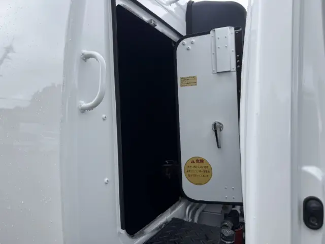 日野 デュトロ TPG-XZU600X(2WD)の写真24