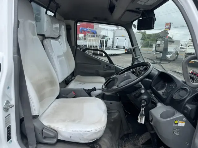 日野 デュトロ TPG-XZU600X(2WD)の写真33
