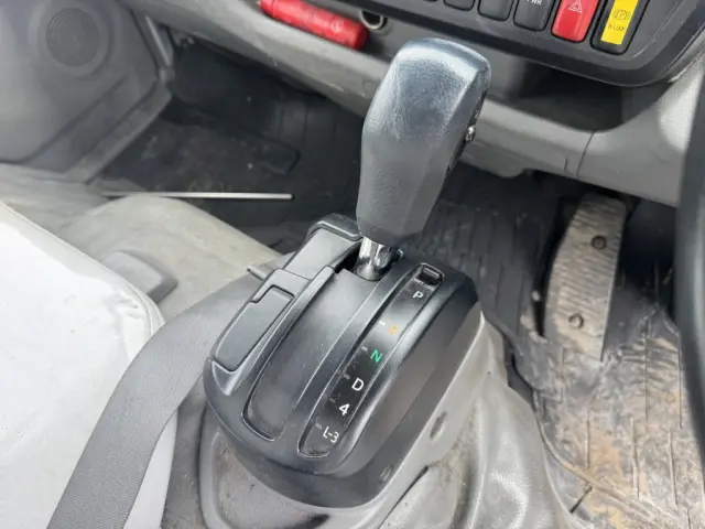 日野 デュトロ TPG-XZU600X(2WD)の写真36
