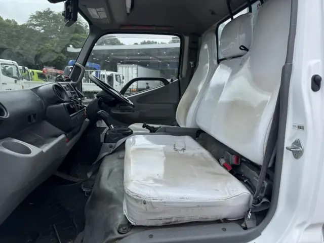 日野 デュトロ TPG-XZU600X(2WD)の写真42