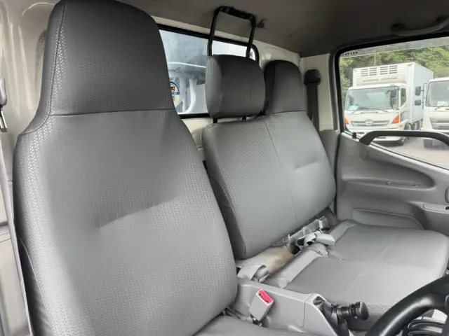 日野 デュトロ TPG-XZU600X(2WD)の写真31