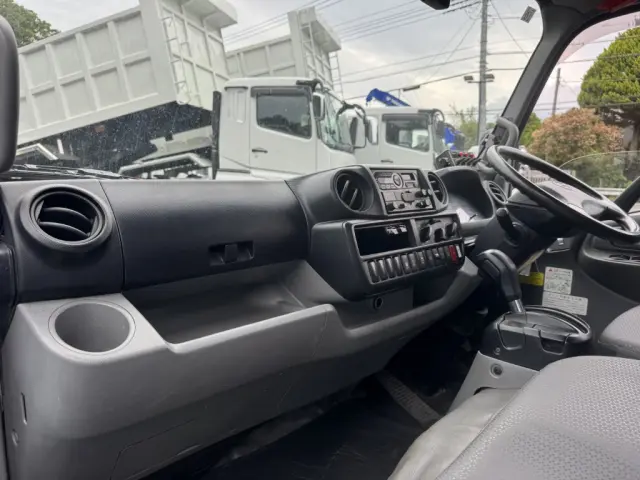 日野 デュトロ TPG-XZU600X(2WD)の写真38