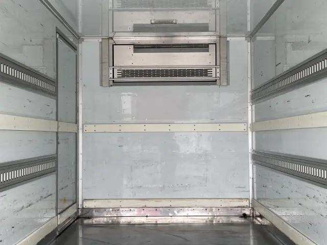 いすゞ エルフ TKG-NPR85YN(2WD)の写真17