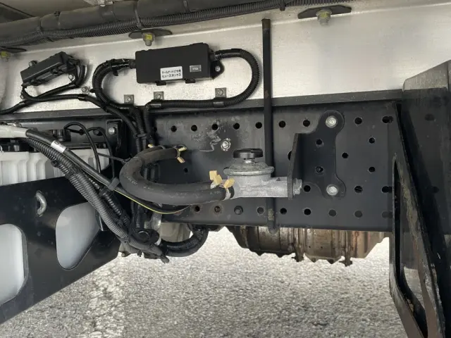 いすゞ エルフ TKG-NPR85YN(2WD)の写真26