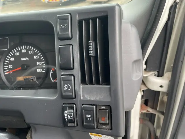 いすゞ エルフ TKG-NPR85YN(2WD)の写真38