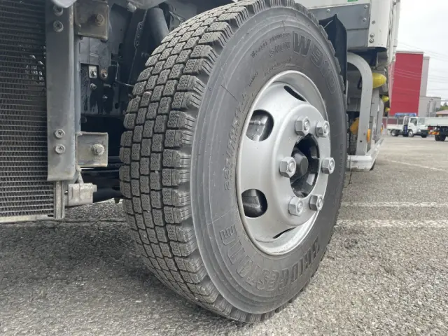 いすゞ エルフ TKG-NPR85YN(2WD)の写真49