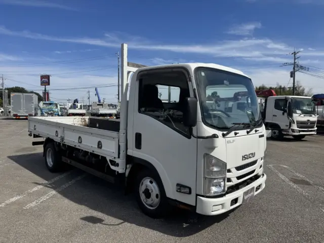 いすゞ エルフ TRG-NLS85AR(4WD)の写真2