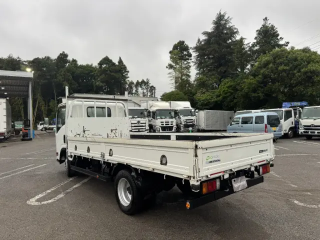 いすゞ エルフ TRG-NLS85AR(4WD)の写真5