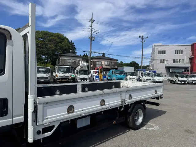 いすゞ エルフ TRG-NLS85AR(4WD)の写真7