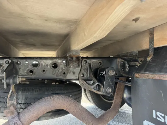 いすゞ エルフ TRG-NLS85AR(4WD)の写真17