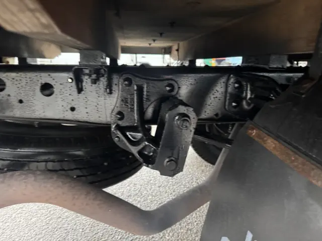 いすゞ エルフ TRG-NLS85AR(4WD)の写真18