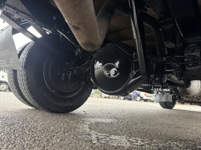 いすゞ エルフ TRG-NLS85AR(4WD)の写真20