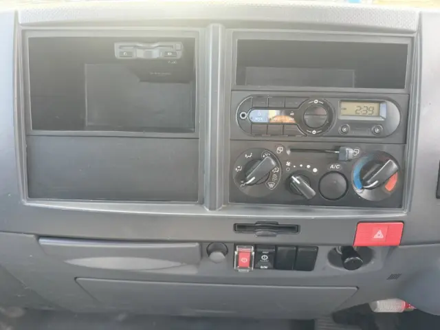 いすゞ エルフ TRG-NLS85AR(4WD)の写真24