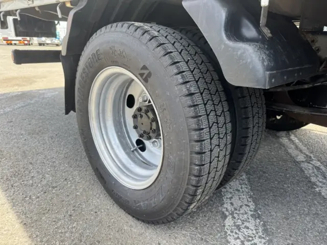 いすゞ エルフ TRG-NLS85AR(4WD)の写真37