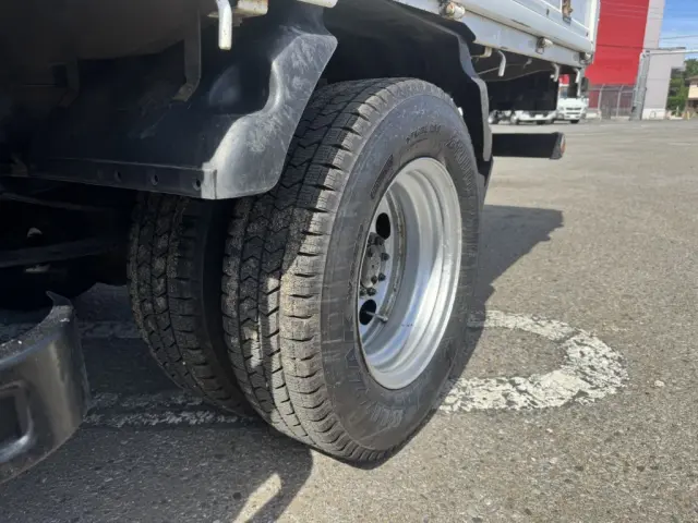 いすゞ エルフ TRG-NLS85AR(4WD)の写真38