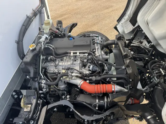 三菱 キャンター 2RG-FBAV0(2WD)の写真37
