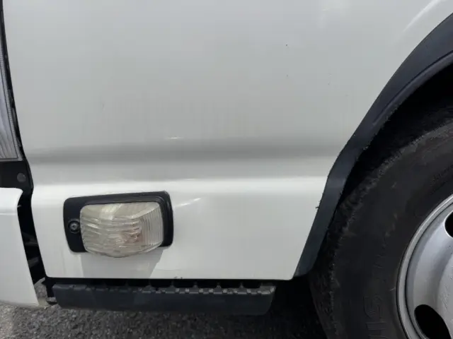 いすゞ エルフ TRG-NJR85A(2WD)の写真44