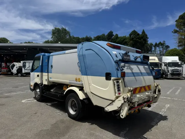 日野 デュトロ TKG-XZU700M(2WD)の写真4