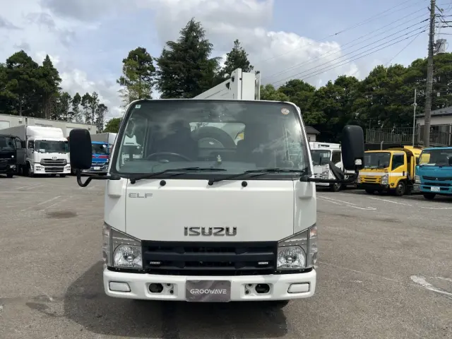 いすゞ エルフ TKG-NKR85AN(2WD)の写真6