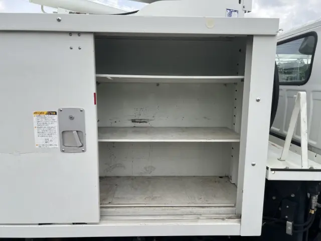 いすゞ エルフ TKG-NKR85AN(2WD)の写真8