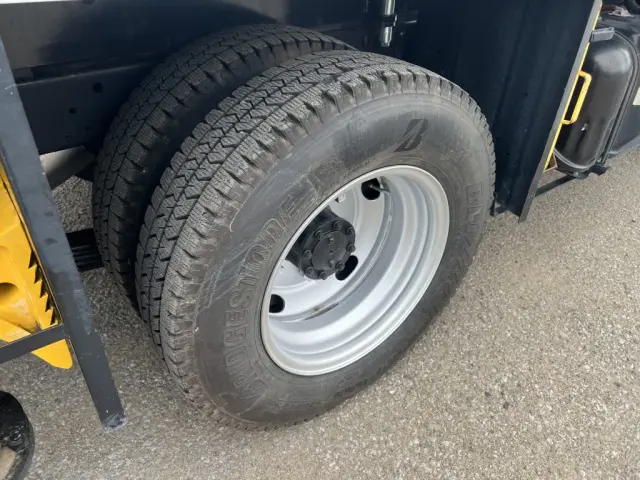 いすゞ エルフ TKG-NKR85AN(2WD)の写真47