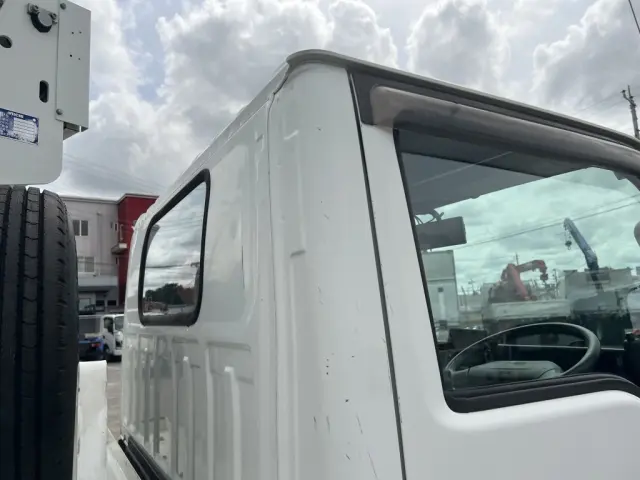いすゞ エルフ TKG-NKR85AN(2WD)の写真49