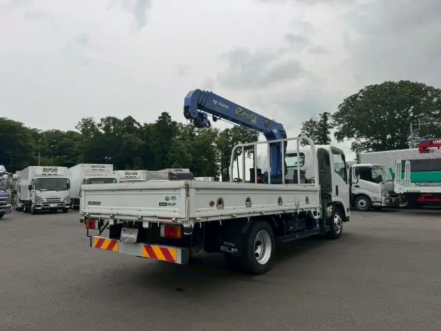 いすゞ エルフ TPG-NPR85AR(2WD)の写真4