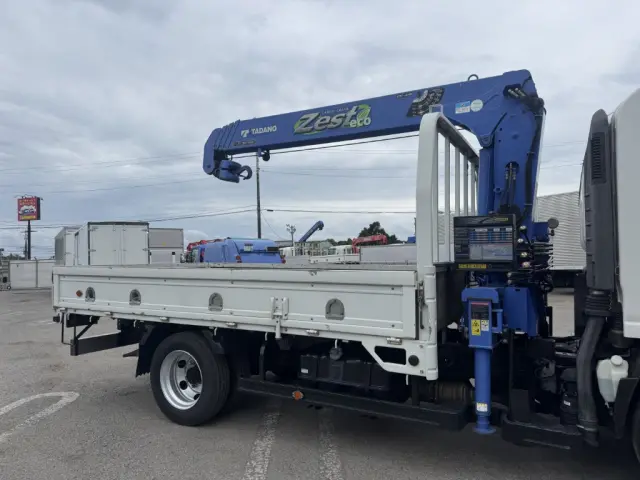 いすゞ エルフ TPG-NPR85AR(2WD)の写真7