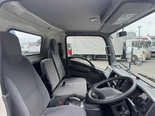 いすゞ エルフ TPG-NPR85AR(2WD)の写真31