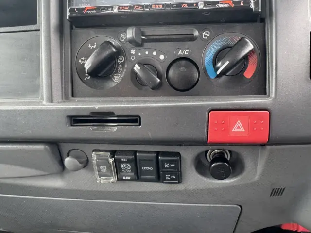 いすゞ エルフ TPG-NPR85AR(2WD)の写真35