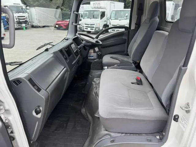 いすゞ エルフ TPG-NPR85AR(2WD)の写真41