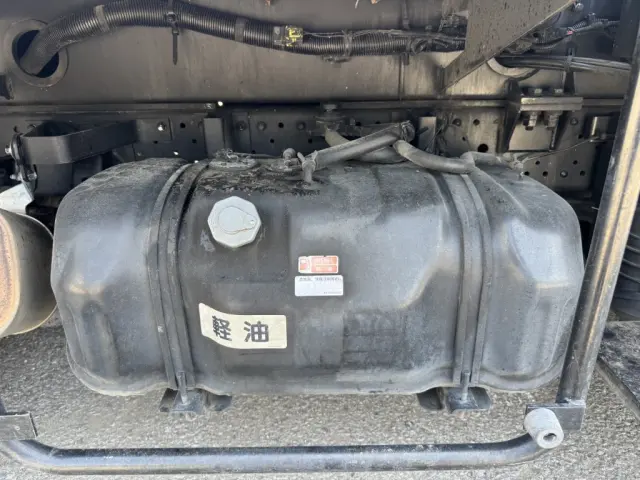 いすゞ エルフ SKG-NKR85YN(2WD)の写真26