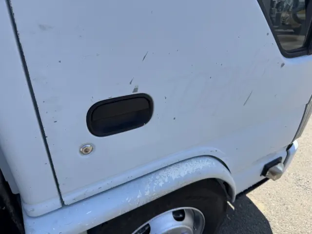いすゞ エルフ SKG-NKR85YN(2WD)の写真46