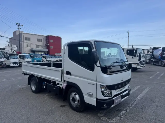 三菱 キャンター 2RG-FBA20(2WD)の写真3