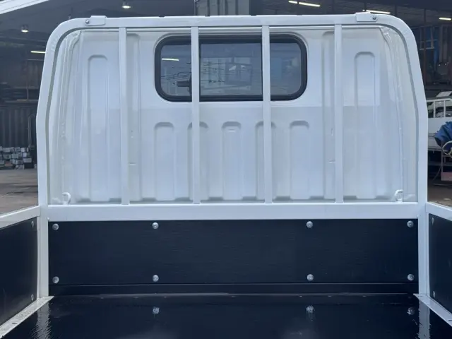 三菱 キャンター 2RG-FBA20(2WD)の写真14