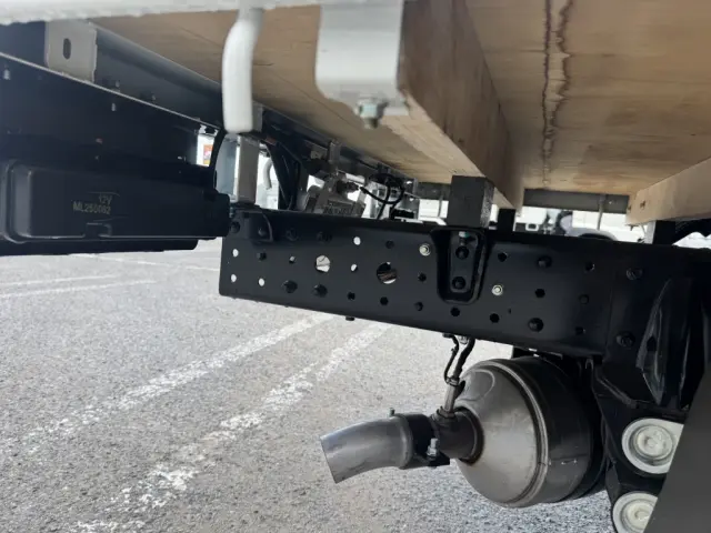 三菱 キャンター 2RG-FBA20(2WD)の写真16