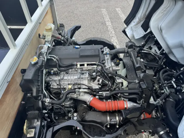 三菱 キャンター 2RG-FBA20(2WD)の写真35