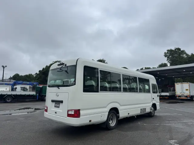 日野 リエッセⅡ 2DG-XZB70M(未入力/関係無)の写真4