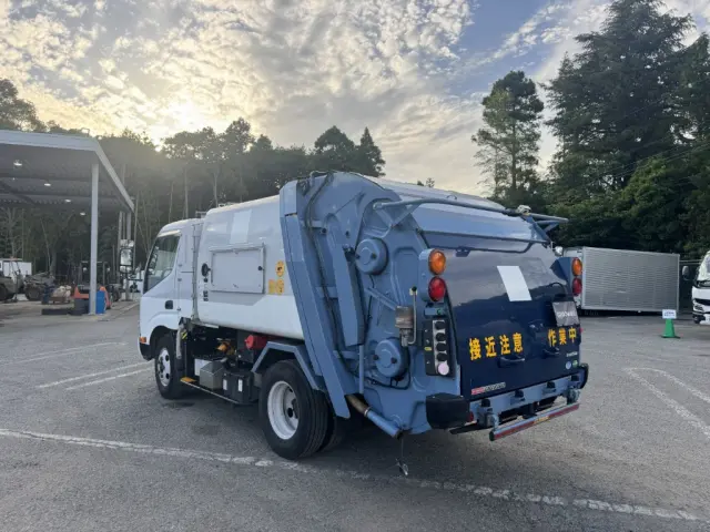 日野 デュトロ TPG-XZU600X(2WD)の写真4