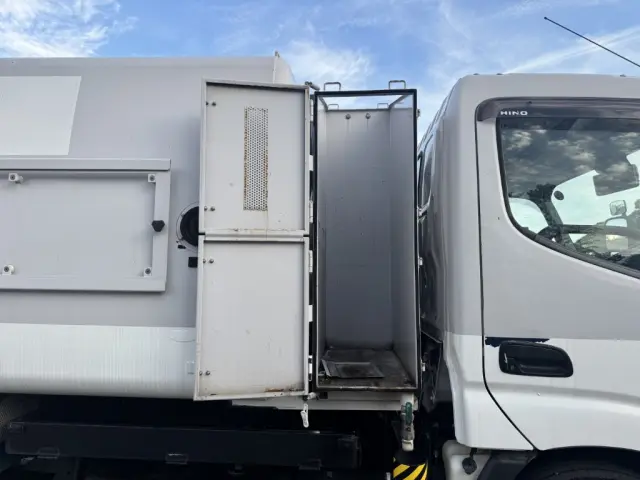 日野 デュトロ TPG-XZU600X(2WD)の写真7