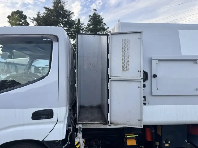 日野 デュトロ TPG-XZU600X(2WD)の写真8