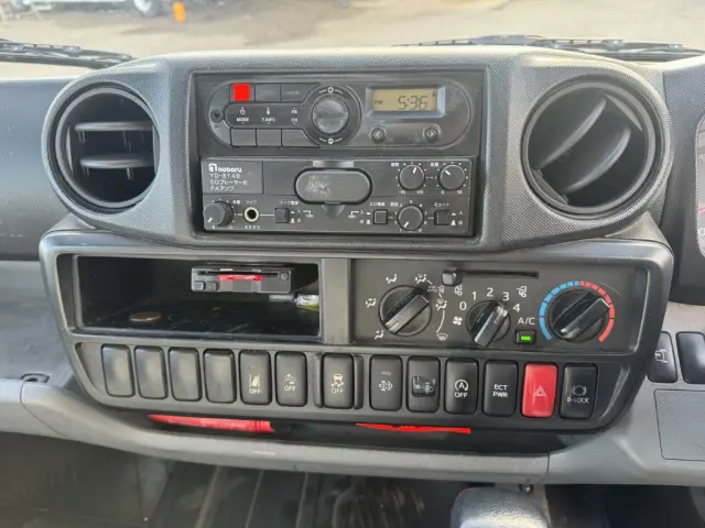 日野 デュトロ TPG-XZU600X(2WD)の写真37