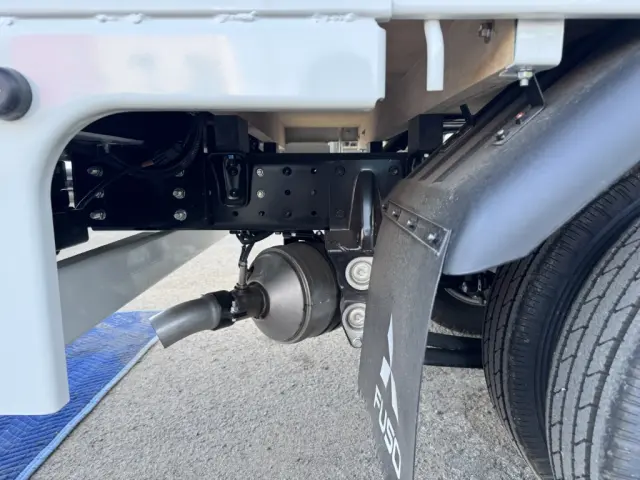 三菱 キャンター 2RG-FBA20(2WD)の写真16