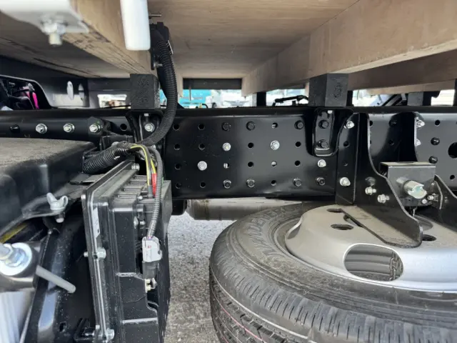三菱 キャンター 2RG-FBA20(2WD)の写真19