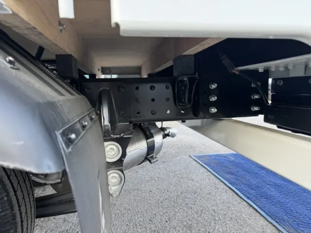 三菱 キャンター 2RG-FBA20(2WD)の写真20
