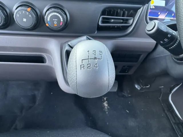 三菱 キャンター 2RG-FBA20(2WD)の写真27